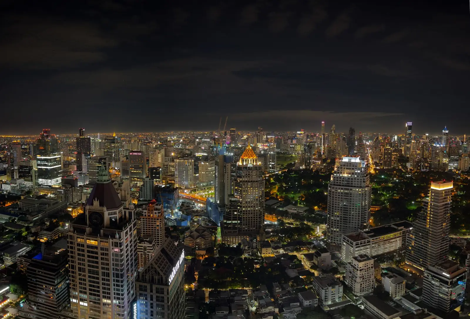 City view near Zenisalodgereport